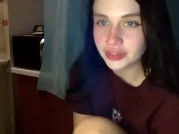 cerisedood82 – webcam model profile photo