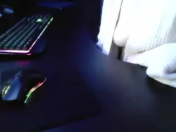 f707 – webcam model profile photo