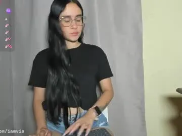iamvio – webcam model profile photo