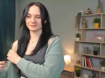 lizbethdownton's Thumb Image