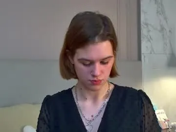 lorapuffs – webcam model profile photo