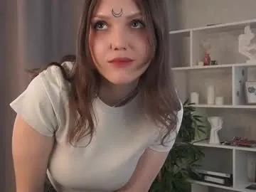 lunabate – webcam model profile photo