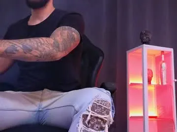 mightyaaron – webcam model profile photo