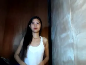 petitesquirtgirlxxx's Thumb Image