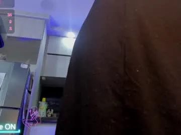 sarala_martinnez – webcam model profile photo