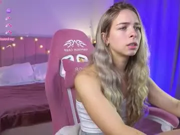 shinybarbie – webcam model profile photo