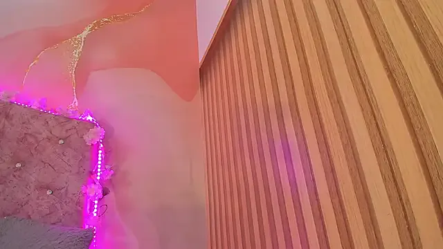 Bella__sweet – webcam model profile photo