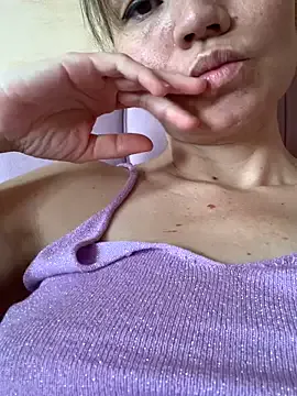 Ella_Pearlie's Thumb Image