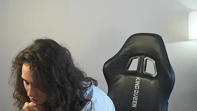 ElzaPrinzi's Thumb Image