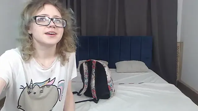 EmilyAngells – webcam model profile photo