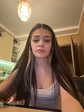 EmilyMonday – webcam model profile photo