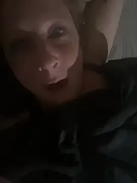 Everlyrose27 – webcam model profile photo