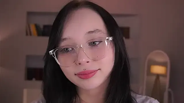 HannaHayles performer thumbnail