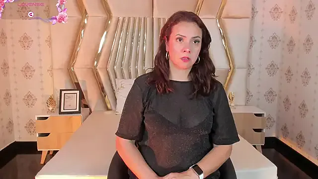 KarlaFerrerr – webcam model profile photo