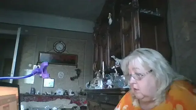 Lala-Love56 – webcam model profile photo