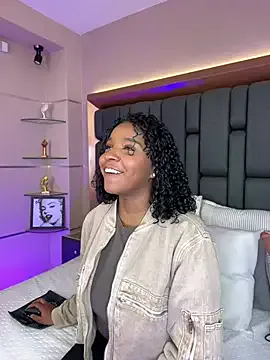 LisaMendez – webcam model profile photo