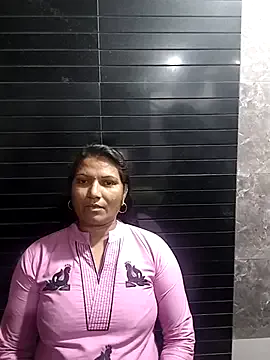 Loveina_horny – webcam model profile photo