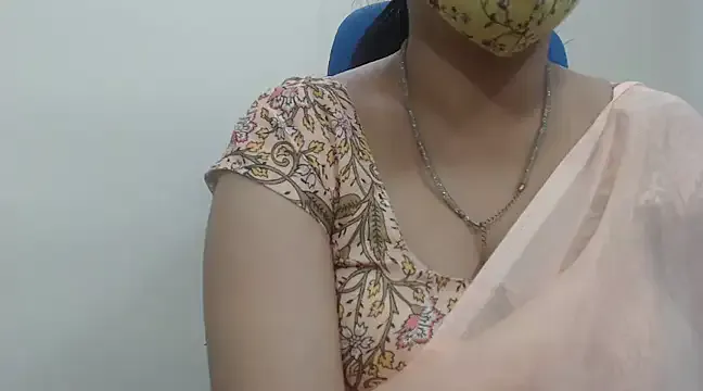 Lovely_Siri_23's Thumb Image