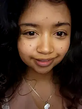 Peach_Girll – webcam model profile photo