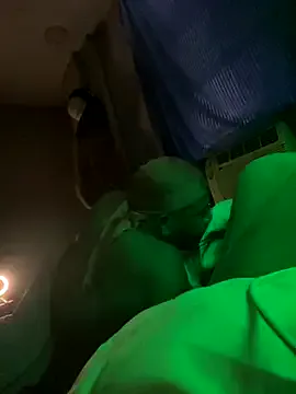 SplashOfLust – webcam model profile photo